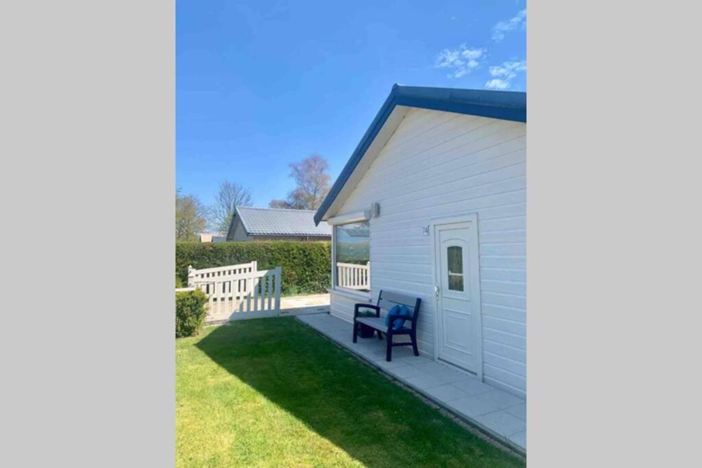 Bungalow Scheldezicht In Zeeland Dicht Bij Zee Scherpenisse Екстер'єр фото
