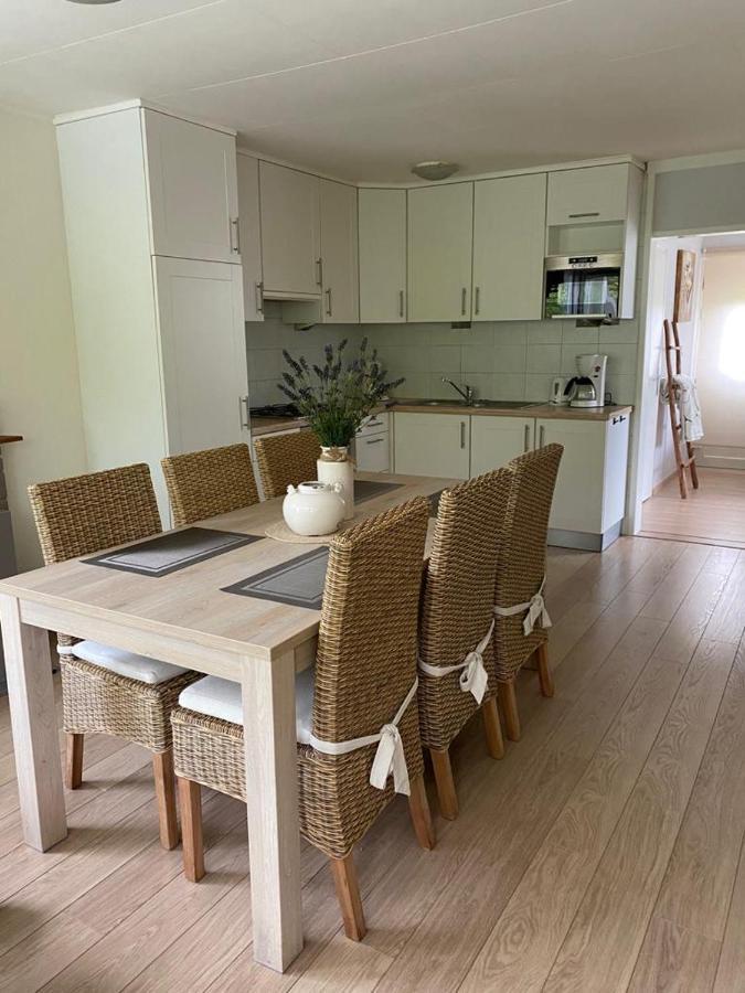 Bungalow Scheldezicht In Zeeland Dicht Bij Zee Scherpenisse Екстер'єр фото