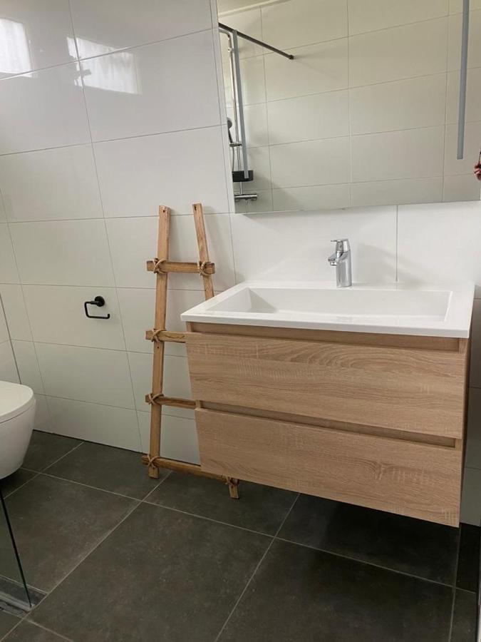 Bungalow Scheldezicht In Zeeland Dicht Bij Zee Scherpenisse Екстер'єр фото